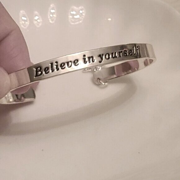 Silver Plated Affirmation Open Cuff Bangle Bracelet Star Charm - Picture 3 of 4